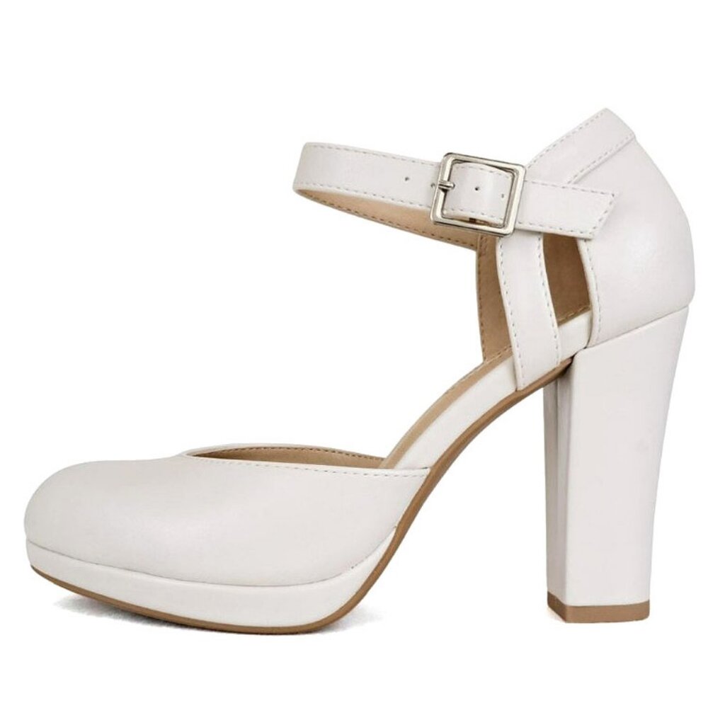 NWT Bone Off White Mary Jane Platform Heel Pumps